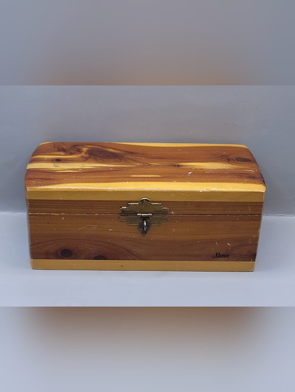 Vintage Red Cedar Wood Trinket Box Maine Souvenir Domed Keepsake Chest 7.5x4x3